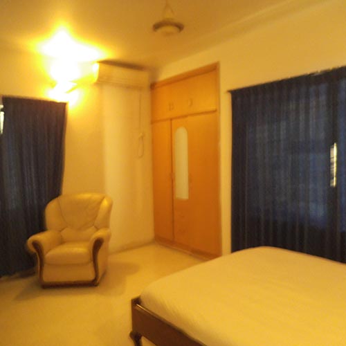 short term furnished apartment near me